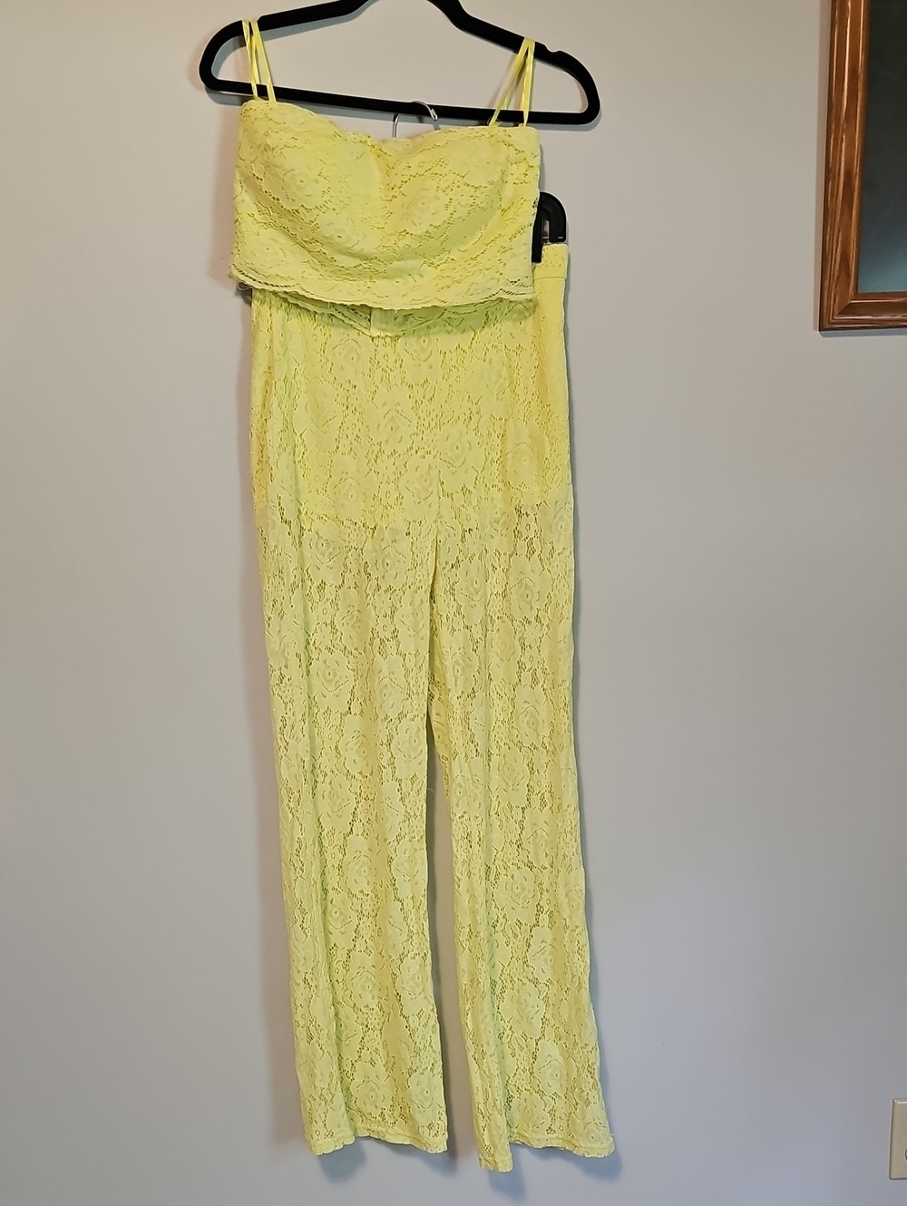 The Sang Women’s Yellow Lace 2 Piece Jumpsuit/ Top & Pant Set